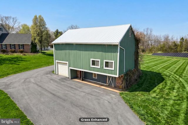 1070 FISH AND GAME RD, East Berlin, PA 17316