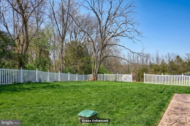 1070 FISH AND GAME RD, East Berlin, PA 17316