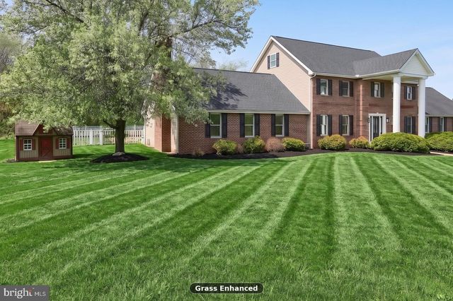 1070 FISH AND GAME RD, East Berlin, PA 17316