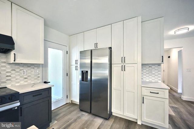 1070 FISH AND GAME RD, East Berlin, PA 17316