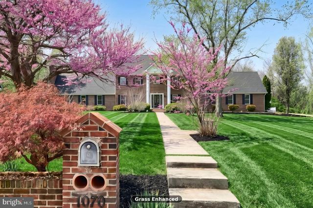 1070 FISH AND GAME RD, East Berlin, PA 17316