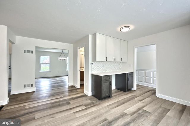 1070 FISH AND GAME RD, East Berlin, PA 17316