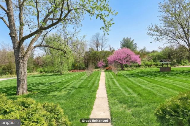 1070 FISH AND GAME RD, East Berlin, PA 17316