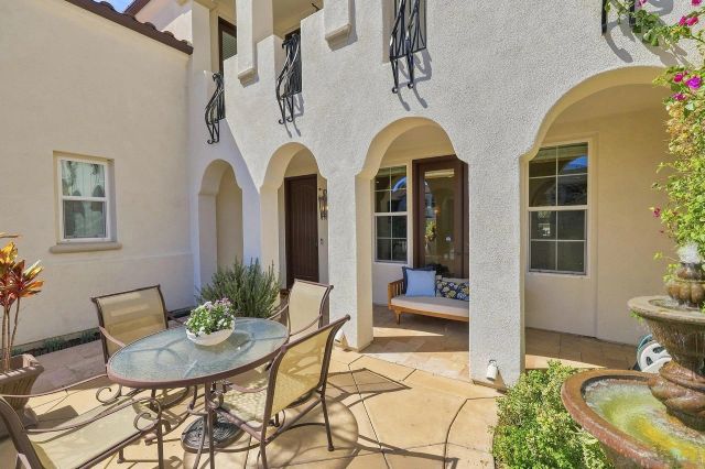 7598 Circulo Sequoia, Carlsbad, CA 92009