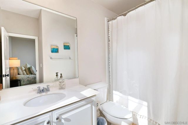 7598 Circulo Sequoia, Carlsbad, CA 92009