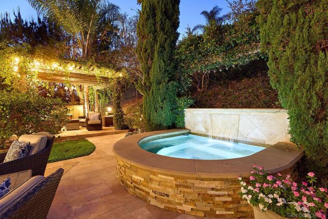 7598 Circulo Sequoia, Carlsbad, CA 92009