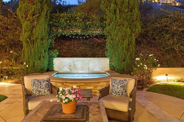 7598 Circulo Sequoia, Carlsbad, CA 92009