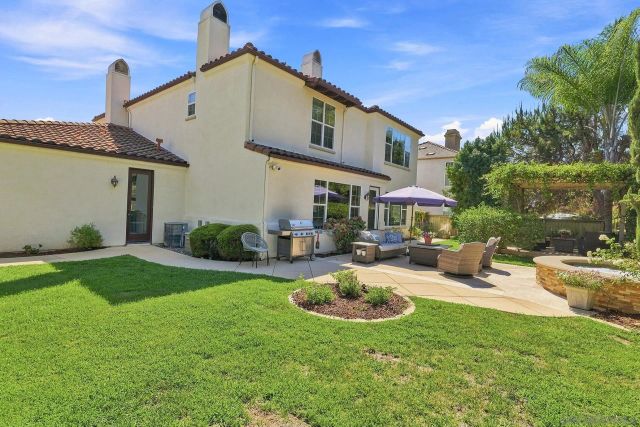 7598 Circulo Sequoia, Carlsbad, CA 92009