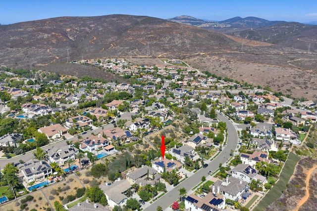 7598 Circulo Sequoia, Carlsbad, CA 92009