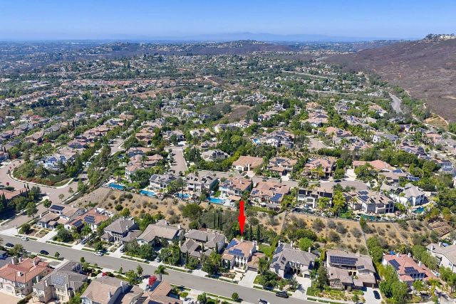 7598 Circulo Sequoia, Carlsbad, CA 92009