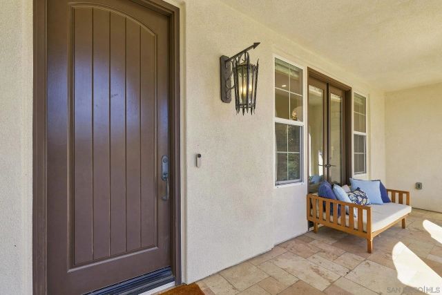 7598 Circulo Sequoia, Carlsbad, CA 92009