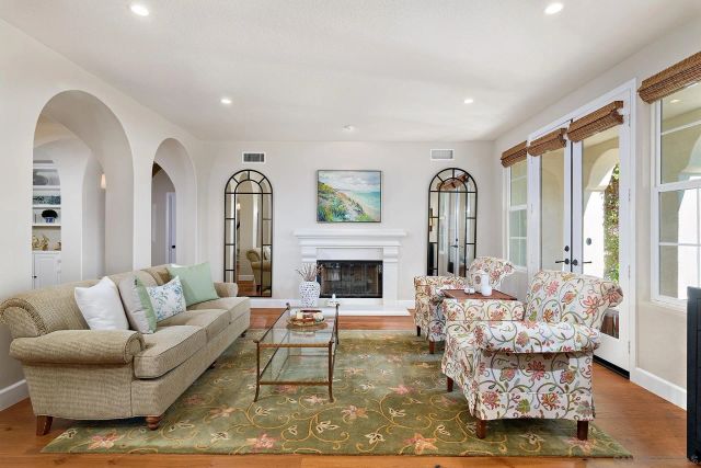 7598 Circulo Sequoia, Carlsbad, CA 92009