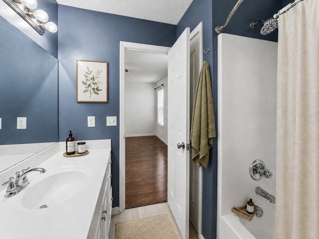 3012 Roscommon Dr, Murfreesboro, TN 37128