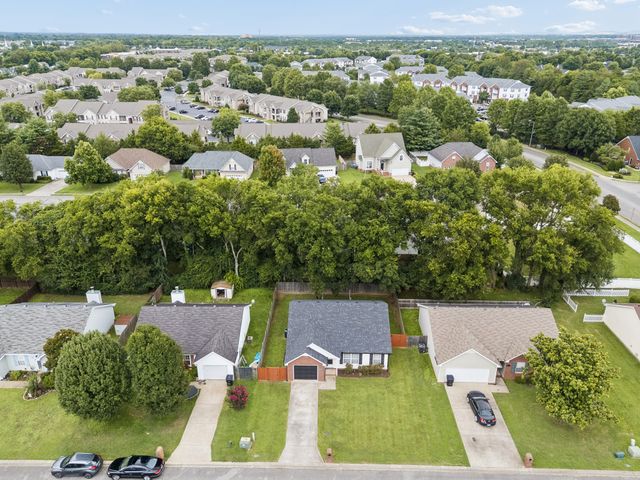 3012 Roscommon Dr, Murfreesboro, TN 37128
