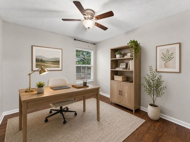 3012 Roscommon Dr, Murfreesboro, TN 37128