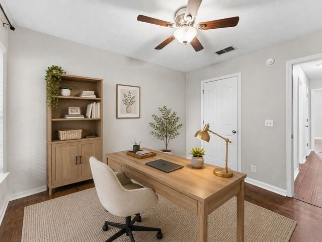 3012 Roscommon Dr, Murfreesboro, TN 37128