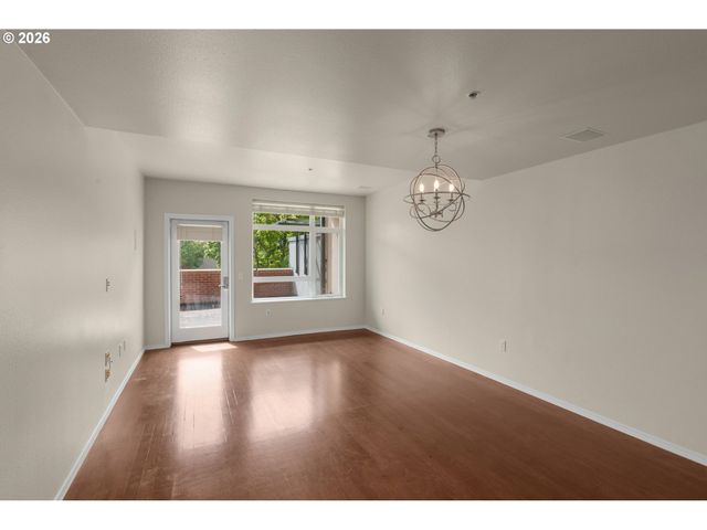 1718 Ne 11TH Ave 205, Portland, OR 97212
