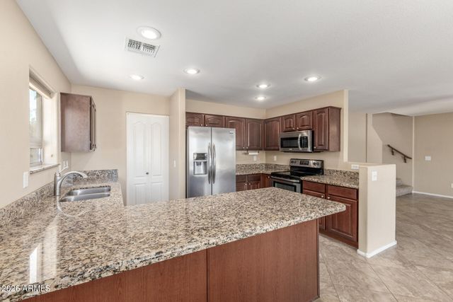 28537 N DOLOMITE Lane, San Tan Valley, AZ 85143