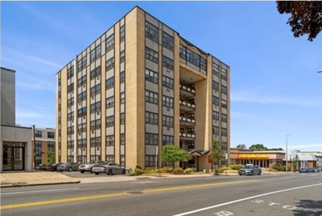 340 Main St 204, Melrose, MA 02176