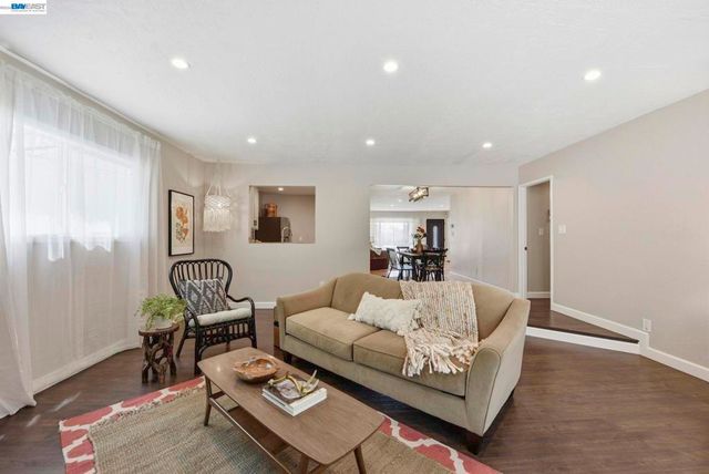 17356 Via Chiquita, San Lorenzo, CA 94580
