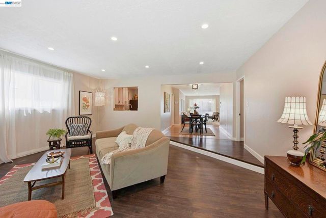 17356 Via Chiquita, San Lorenzo, CA 94580