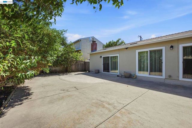 17356 Via Chiquita, San Lorenzo, CA 94580
