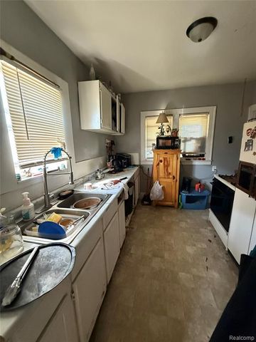 14845 Muirland Street, Detroit, MI 48238