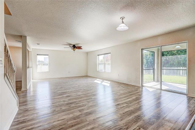 10502 MEDFORD LAKE DRIVE, Riverview, FL 33578