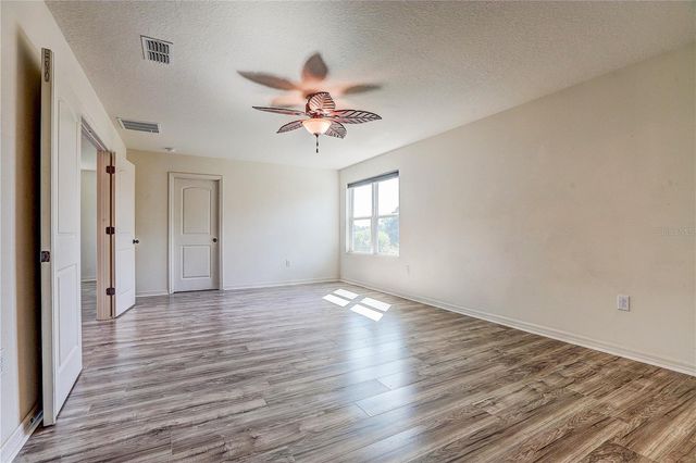 10502 MEDFORD LAKE DRIVE, Riverview, FL 33578