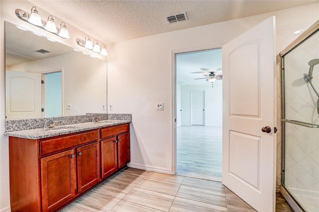 10502 MEDFORD LAKE DRIVE, Riverview, FL 33578