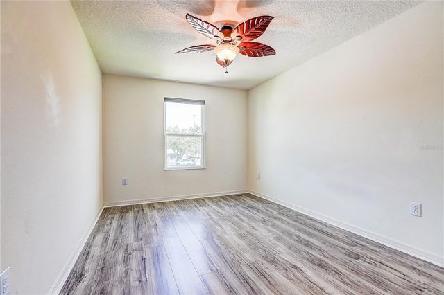 10502 MEDFORD LAKE DRIVE, Riverview, FL 33578