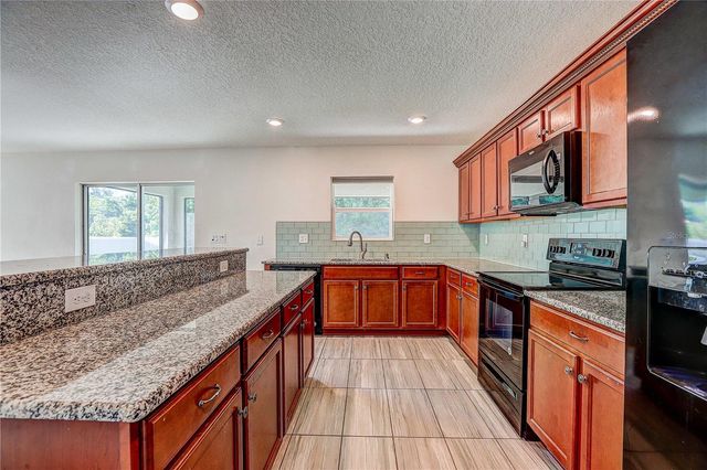 10502 MEDFORD LAKE DRIVE, Riverview, FL 33578