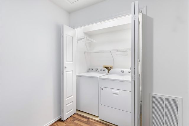 1011 Hamblen Road 205, Kingwood, TX 77339