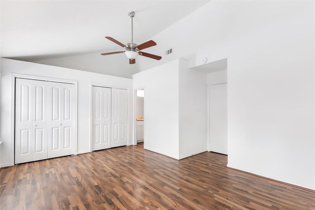 1011 Hamblen Road 205, Kingwood, TX 77339