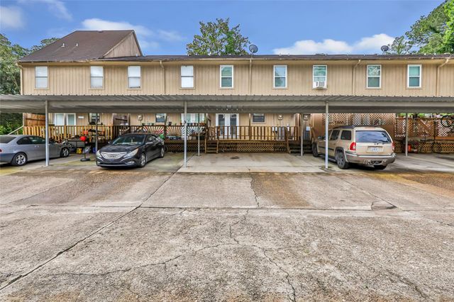 1011 Hamblen Road 205, Kingwood, TX 77339