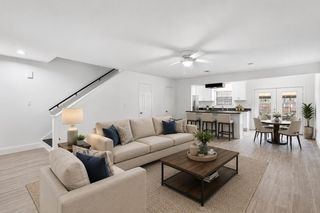 1011 Hamblen Road 205, Kingwood, TX 77339