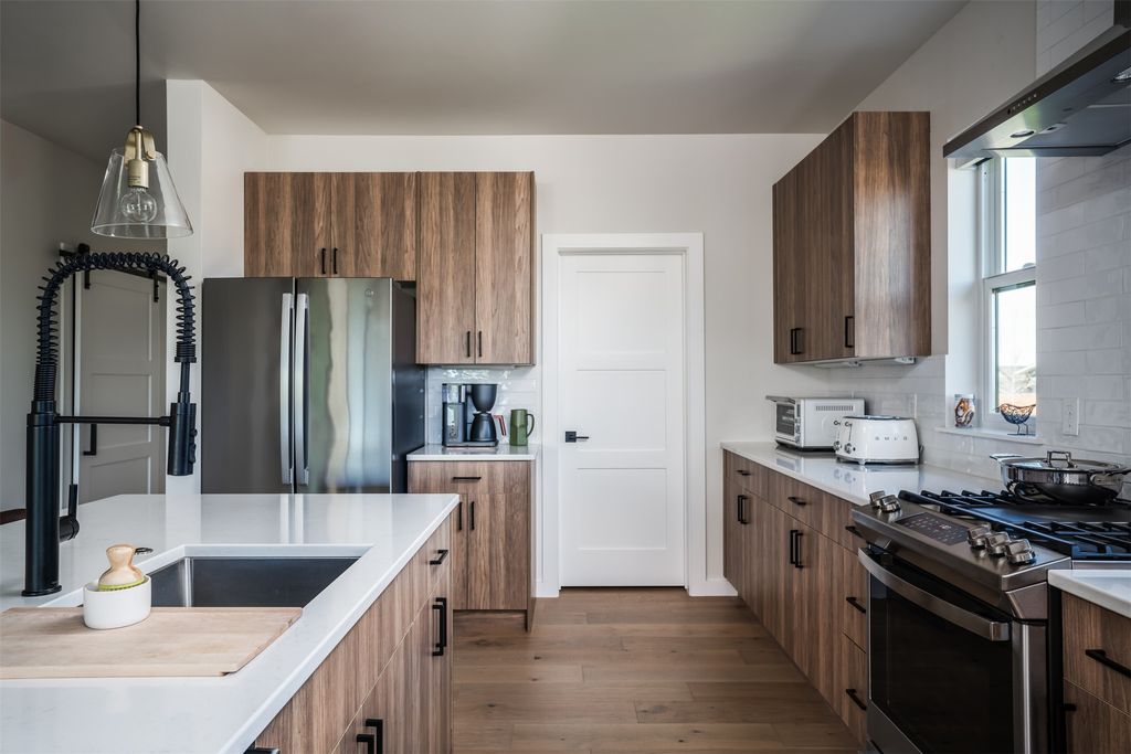 1698 Ryun Sun Way, Bozeman, MT 59718 photo 8