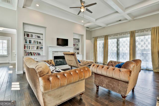 101 Eadestowne Way, Peachtree City, GA 30269