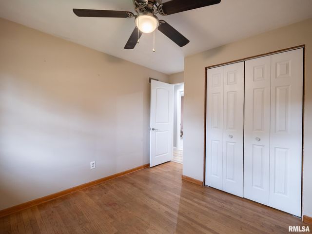 2217 CRESTVIEW Drive, Pekin, IL 61554