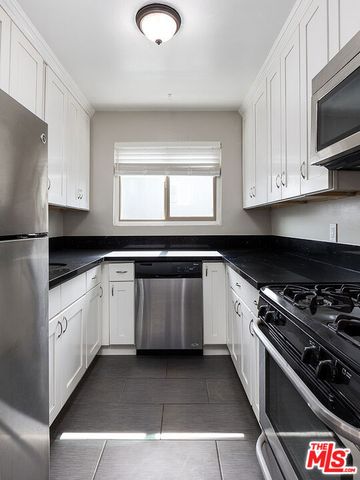 925 N Curson Avenue 7, West Hollywood, CA 90046