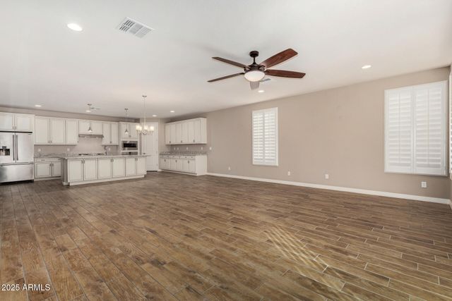 18108 W CASSIA Way, Goodyear, AZ 85338