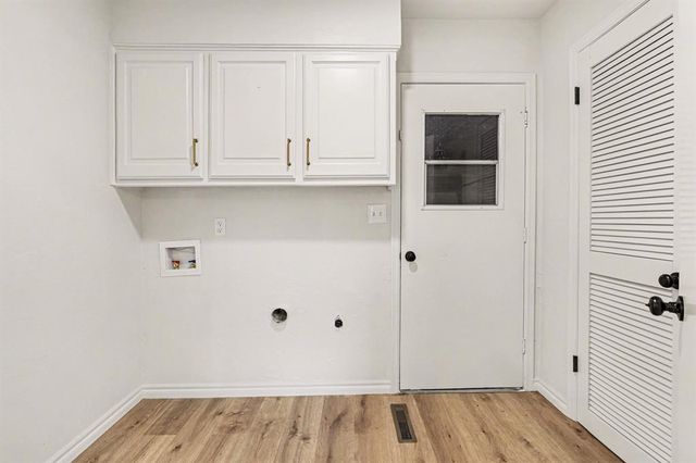 3926 Briarcrest Drive, Norman, OK 73072