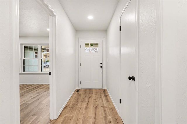 3926 Briarcrest Drive, Norman, OK 73072