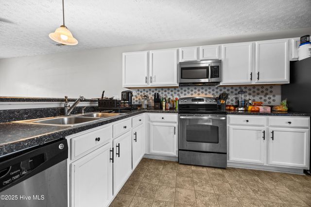 508 Cider Hill Road, Jacksonville, NC 28546