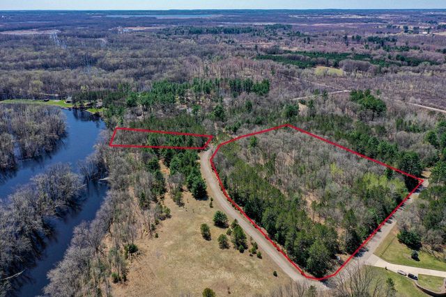 N2833 ONA PINES ROAD, Weyauwega, WI 54883