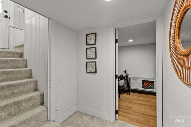 816 S 8th Ave, Nampa, ID 83651