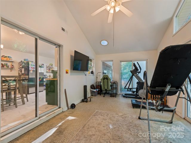 120 Pleasant Hill Circle, Waynesville, NC 28786