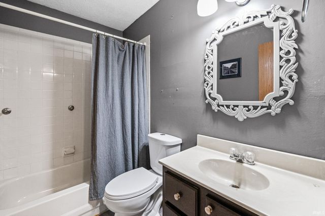 3245 Commanche Trail, Lafayette, IN 47909