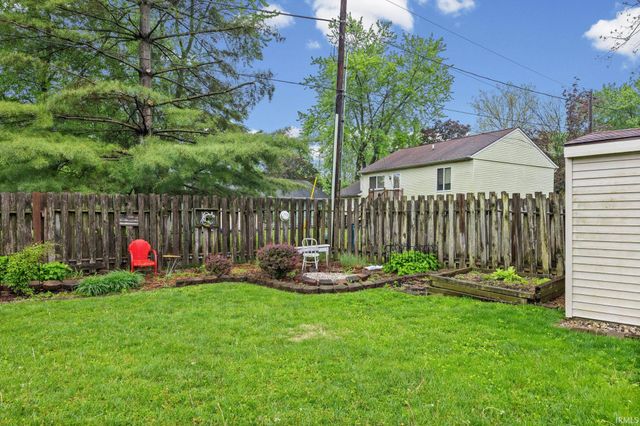 3245 Commanche Trail, Lafayette, IN 47909