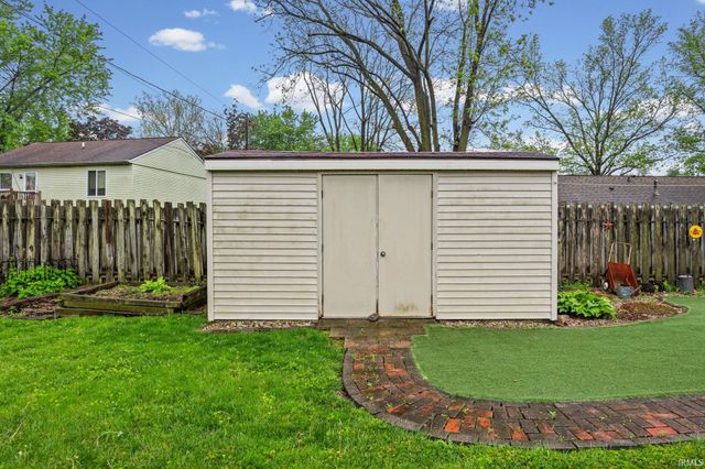 3245 Commanche Trail, Lafayette, IN 47909